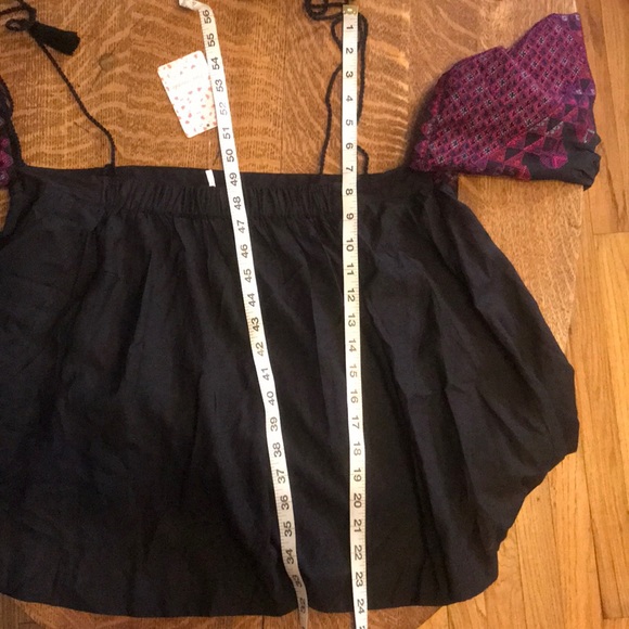 🆕 FP Vacay Vibin’ Embroidered Cold Shoulder Top L - Picture 6 of 7